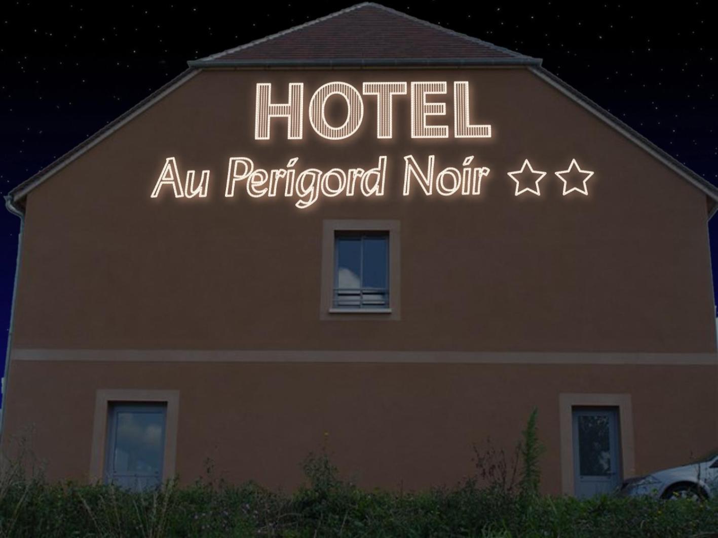 Au Perigord Noir Hotel Hautefort Exterior foto