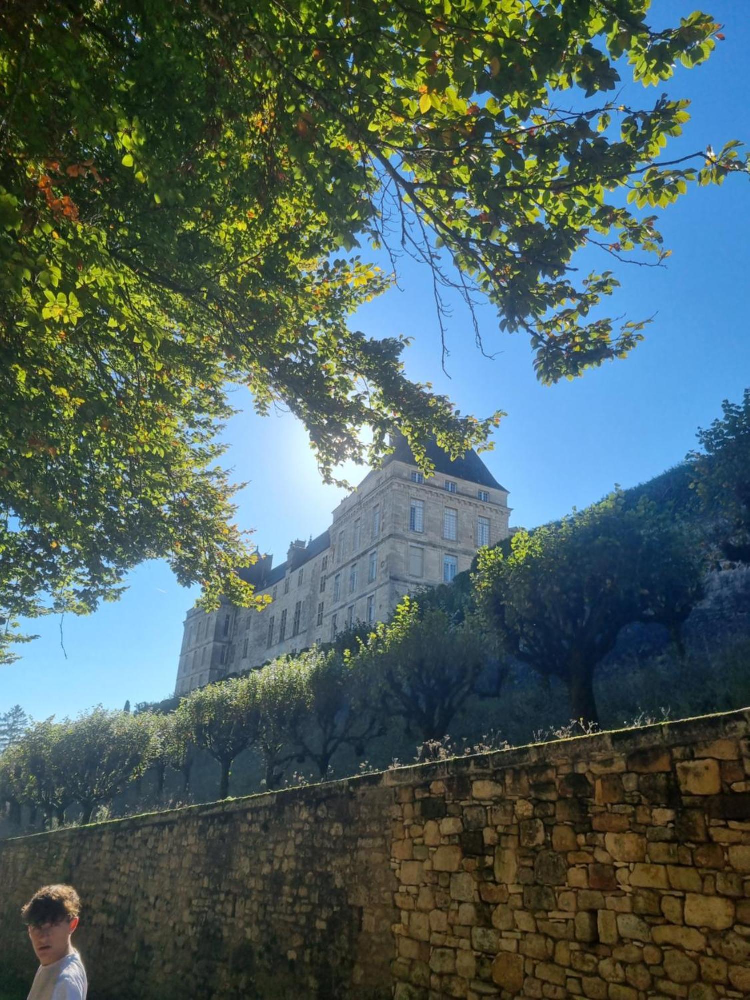 Au Perigord Noir Hotel Hautefort Exterior foto
